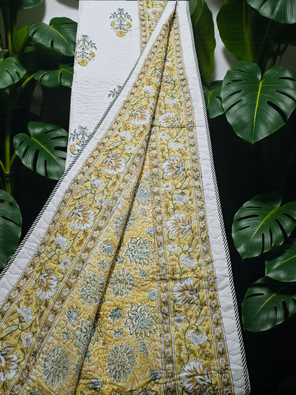 Handblock Comforter (Yellow Floral)